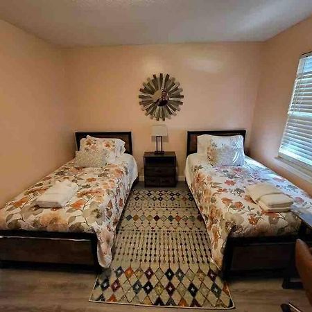 Elegant 2-Bedroom Pet-Friendly Villa W 2 Parking Spaces Hilton Head Island Exterior foto