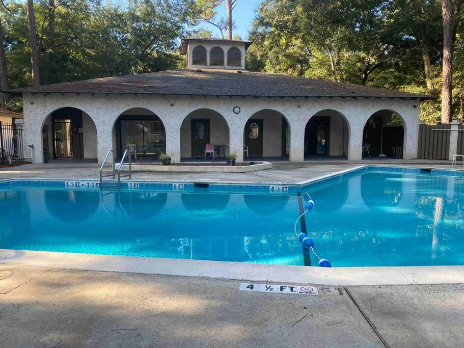 Elegant 2-Bedroom Pet-Friendly Villa W 2 Parking Spaces Hilton Head Island Exterior foto