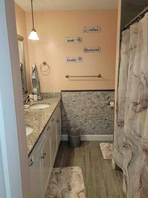 Elegant 2-Bedroom Pet-Friendly Villa W 2 Parking Spaces Hilton Head Island Exterior foto